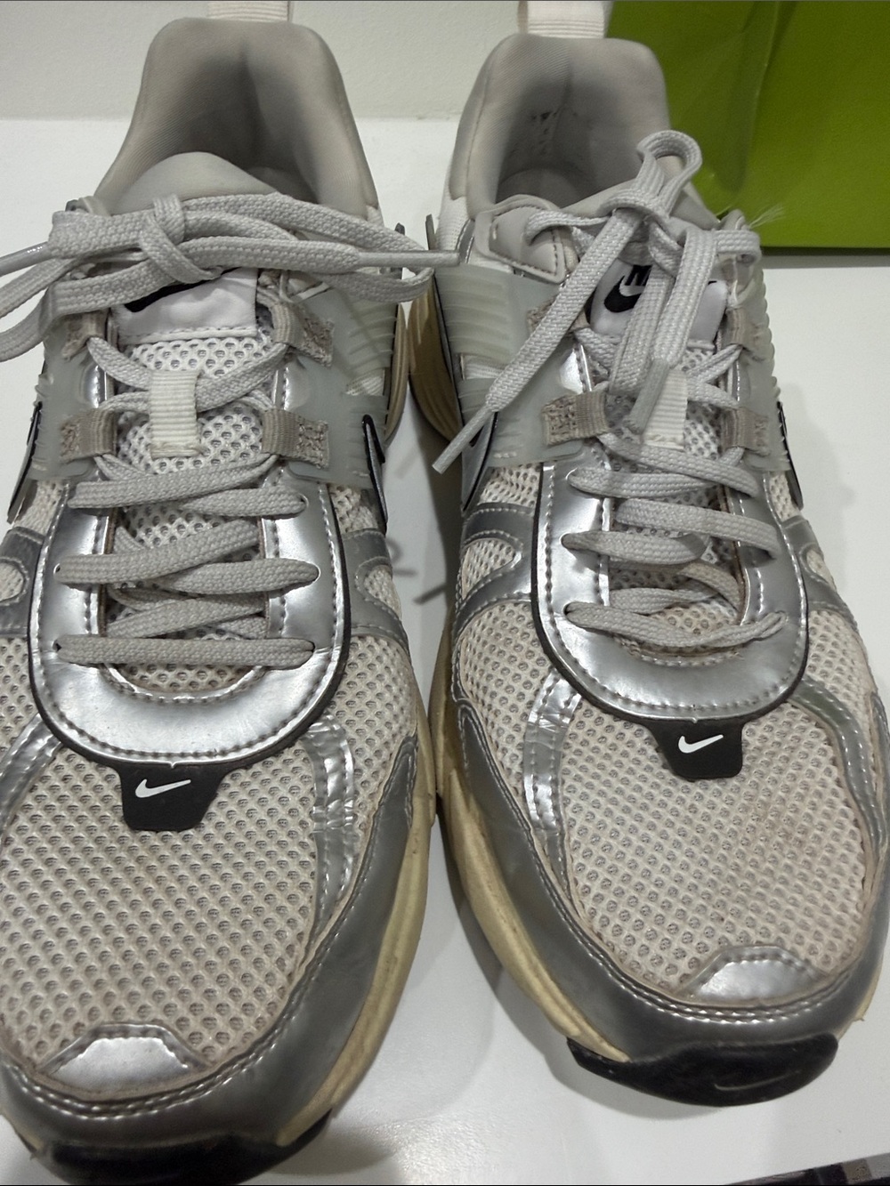 Nike V2K RUN - Picture 5 of 6
